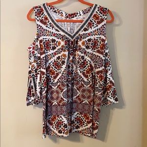 BEAUTIFUL detailed blouse! Cut out shoulders!